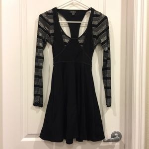 BEBE Black Long Sleeve Dress Size XXS